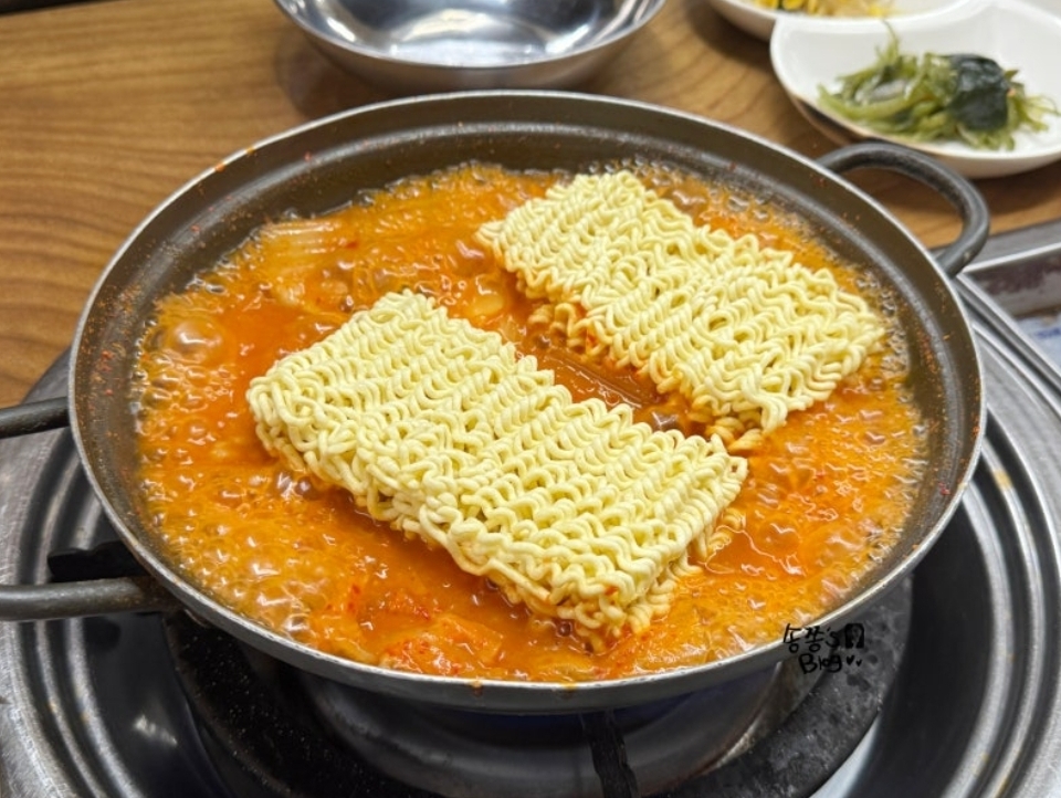 이 가격에 먹는다 vs 안먹는다 | 인스티즈