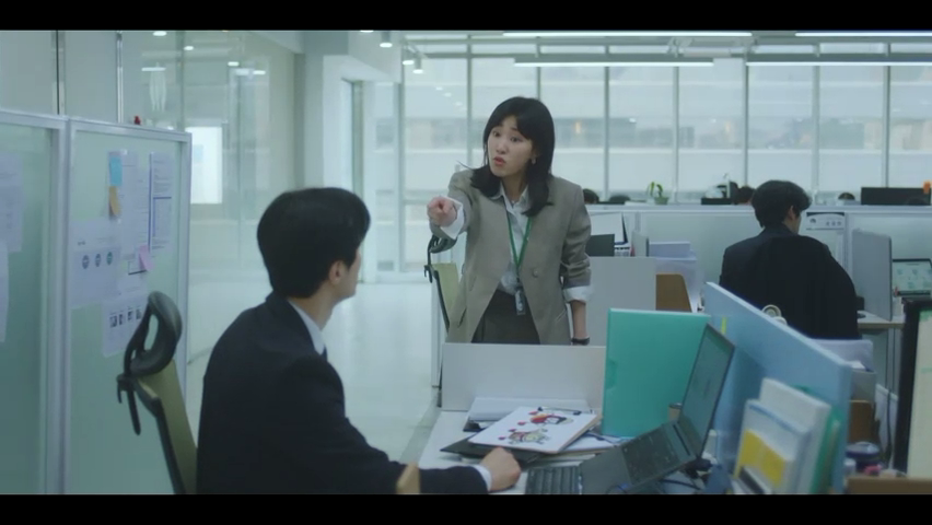 홧김에 회사를 그만두고 프리랜서로 일하게 됐는데요.. 남자 둘이랑 엮이게 생겼어요.. | 인스티즈