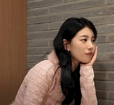 수지야 너 그 자세 하면 오해해.. | 인스티즈