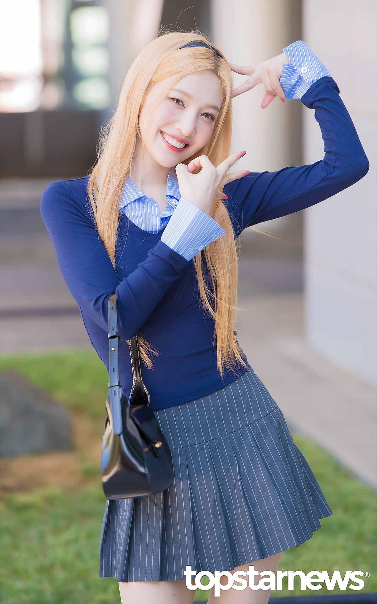 오늘자 하이틴 퀸카재질 프레피룩 조이.jpg | 인스티즈