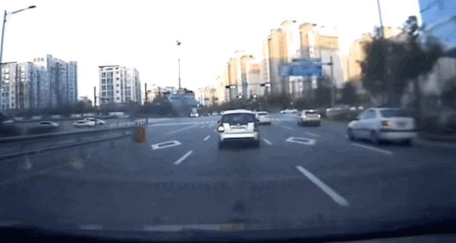 미행 따돌리는 모닝.gif | 인스티즈