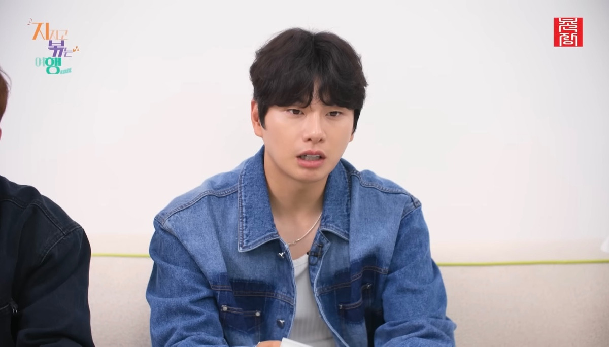 실내에서 바닥에 물뿌리며 씻어 이해안된다는 나는솔로 남자 출연자 | 인스티즈