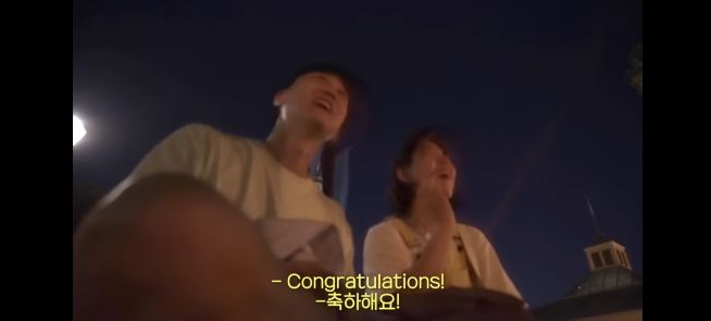 영화처럼 디즈니월드에서 프로포즈 한 유튜버 (웃소 성희 고탱) | 인스티즈