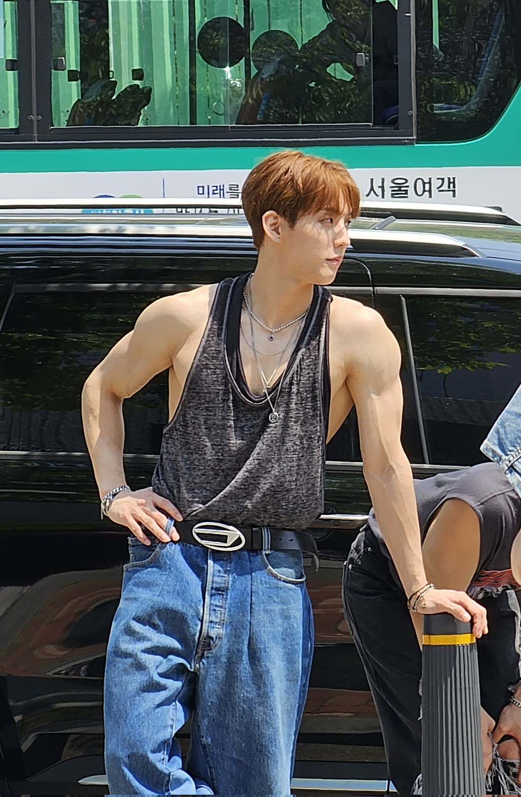오늘자 비투비 민혁 몸 | 인스티즈