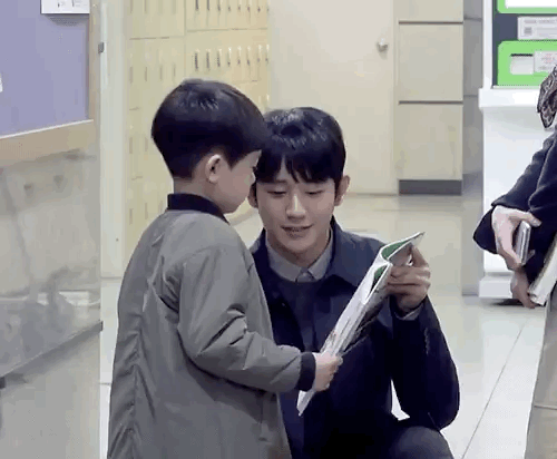 정해인 인생필모로 뽑히는 두 작품 이 중 여시 취향은? | 인스티즈