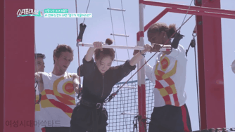 서커스 하는 태연.gif | 인스티즈