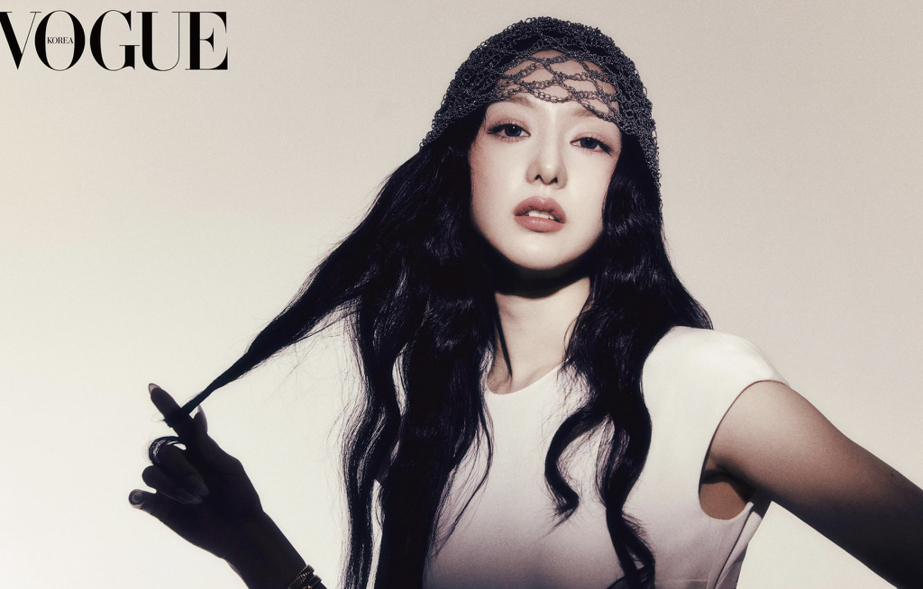 보그 코리아 김지원 X 불가리 퍼퓸 | 인스티즈