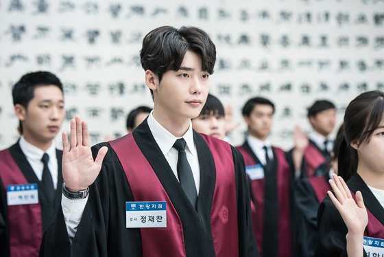 제복 입은 배우들이 일반인이라면 유명해진다 vs 그정도는 아니다 | 인스티즈