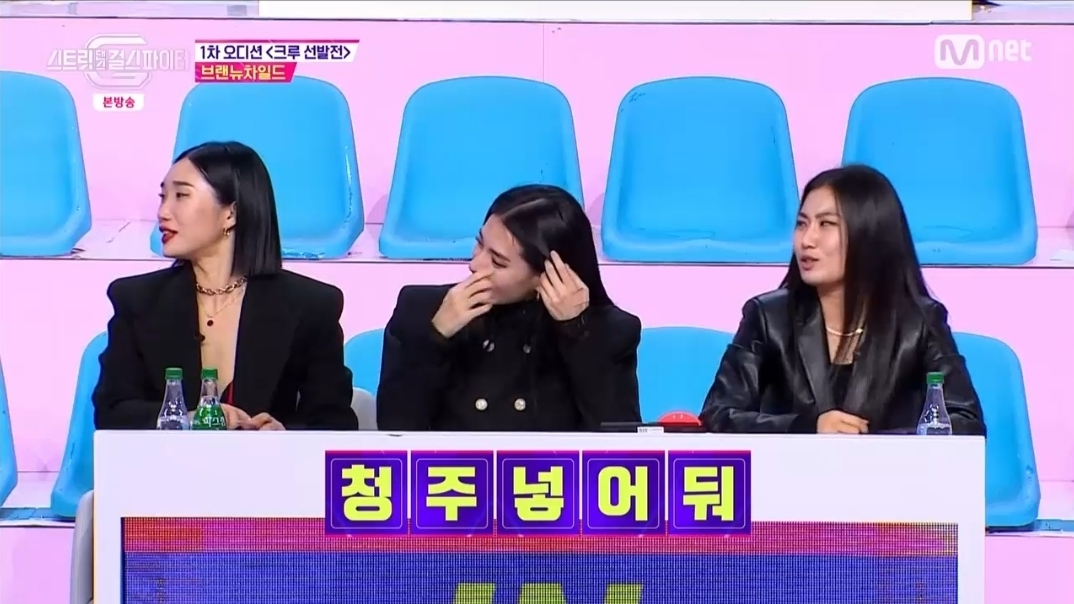 fcda2fc9f943d6279a082a51666d4489a328dcec