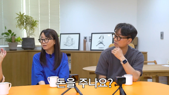 키스 한 번에 천만원인 김은희 장항준 부부 | 인스티즈