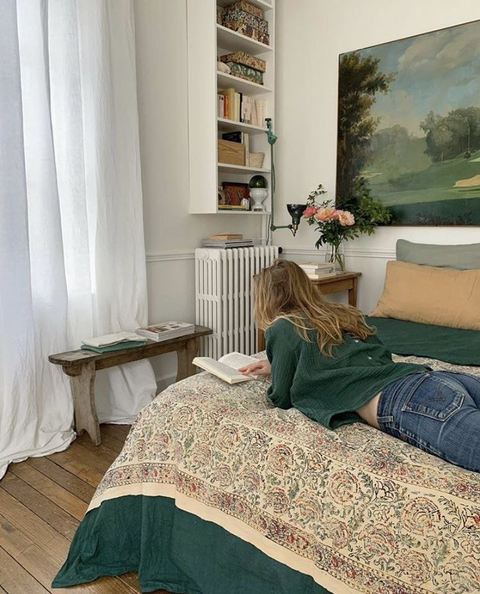 가을엔 따뜻한 라떼 한 잔과 함께 책을 읽어볼까요 ☕️📖 | 인스티즈