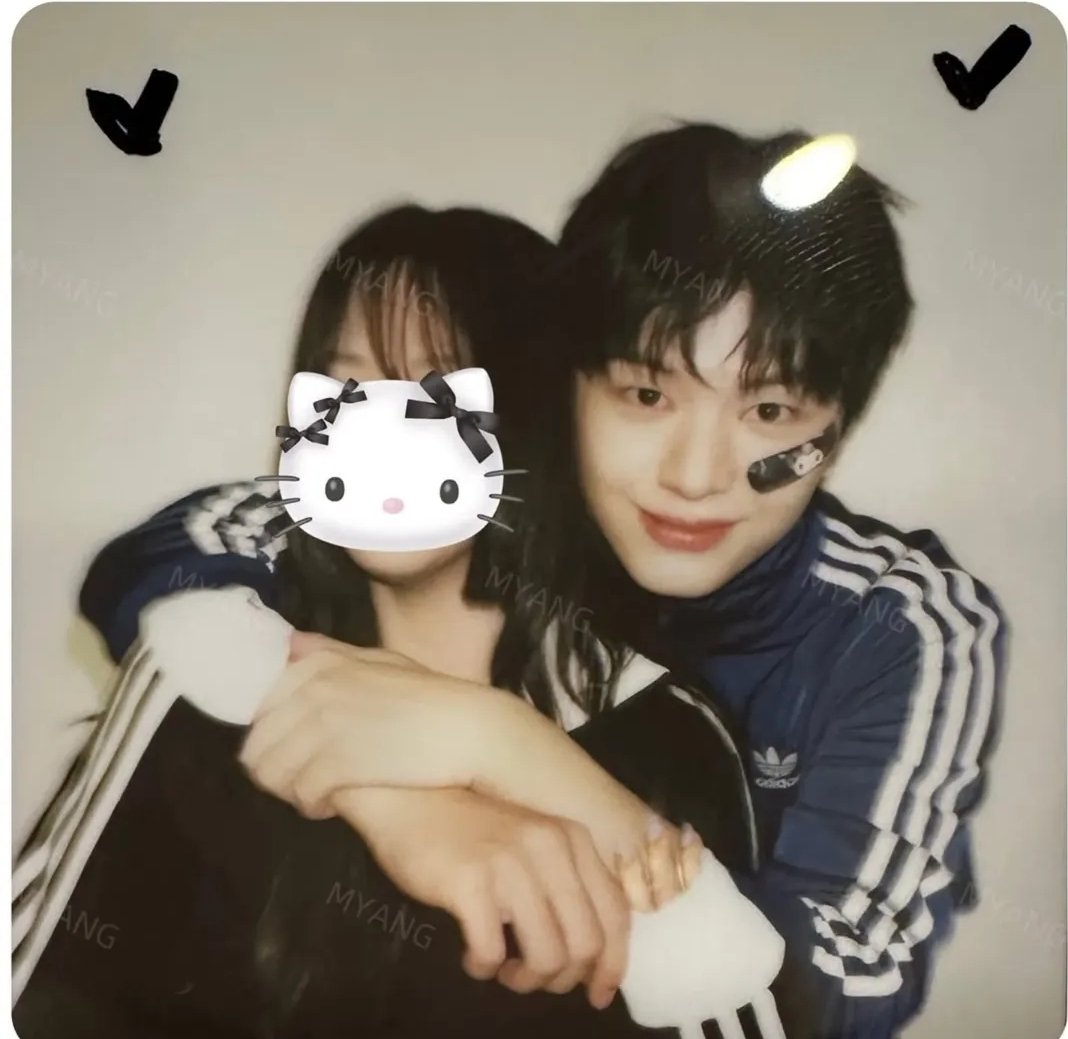 약간 세기말 감성+합성 재질인 박재범 포토회 사진 | 인스티즈