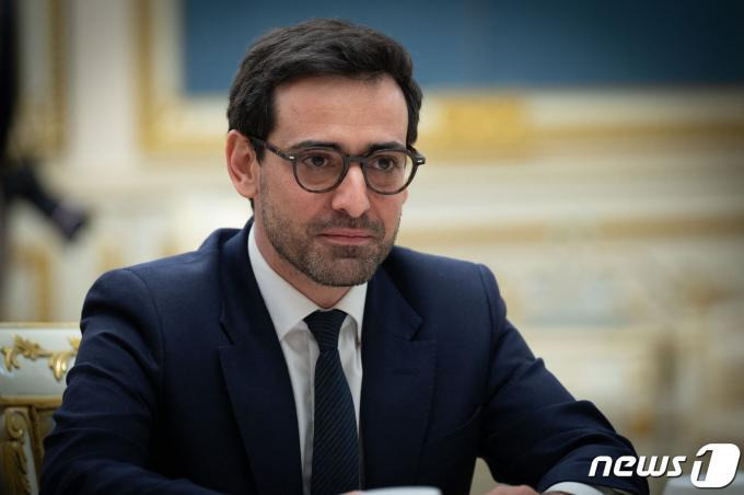 넷플릭스, 헐리우드 저리가라인 프랑스 정치계 커플.jpg | 인스티즈