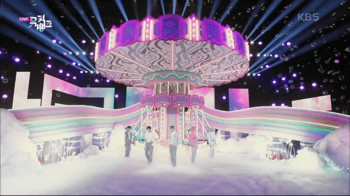 아이돌팬들 사이에서 예쁘다고 말나왔던 뮤직뱅크 세트들.jpg | 인스티즈