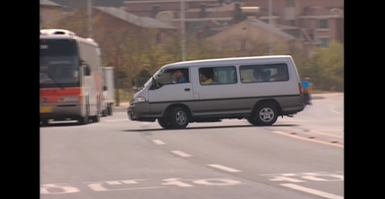 폐장 30분 남은 놀이공원 도착해 제대로 뽕 뽑는 가족.jpgif | 인스티즈