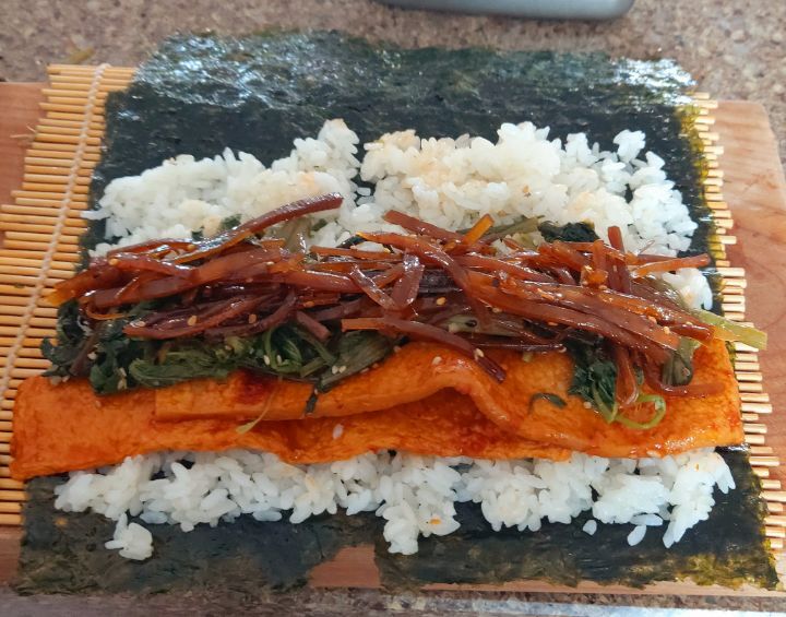 둘둘말은김밥 이미지