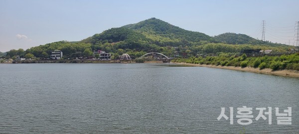 호수낚시 이미지