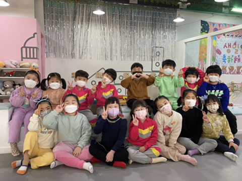 삐에로키즈카페 이미지