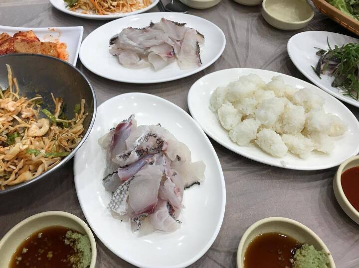 광안리 삼삼횟집 대표 사진