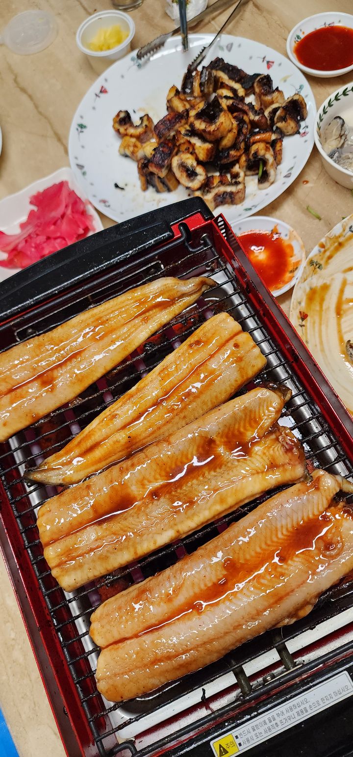 굴맛&장어맛 이미지