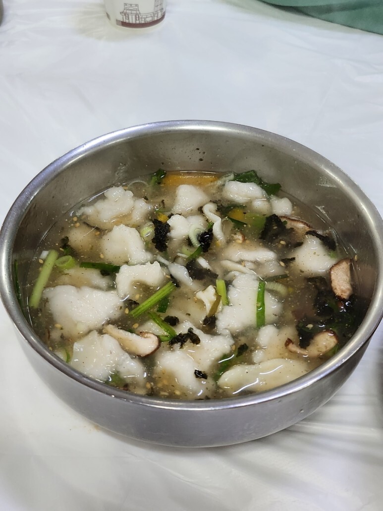 감자바우칼국수 이미지