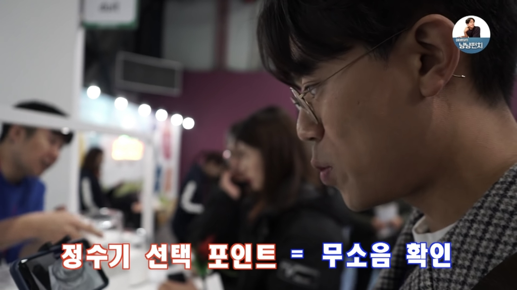 너무 극명하게 차이나서 웃긴 고양이 수의사들의 캣페스타 방문.jpg | 인스티즈