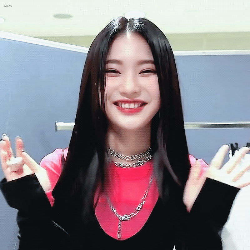 기획사에서 아이돌 뽑을때 많이 본다고 하는것.gif | 인스티즈