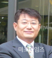 화가의화실 이미지