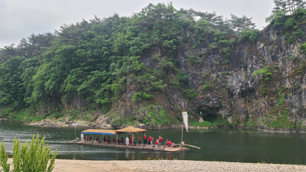한반도뗏목마을 이미지
