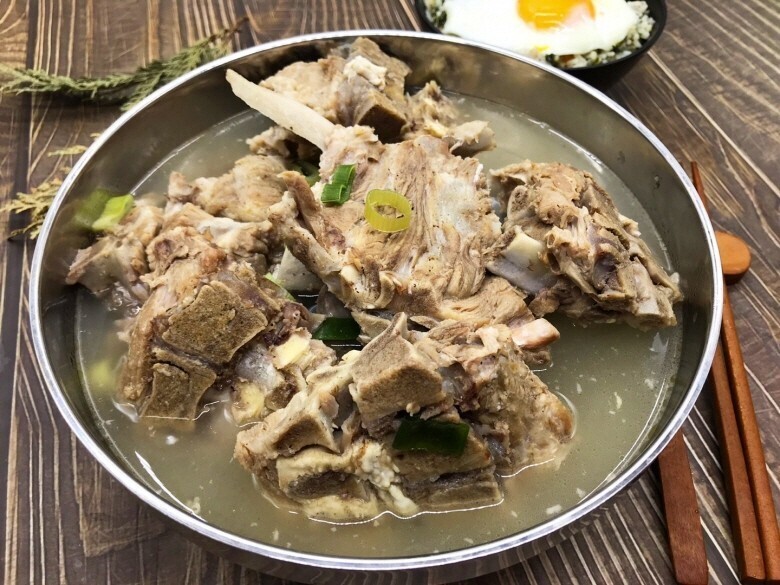 하얀감자탕 이미지