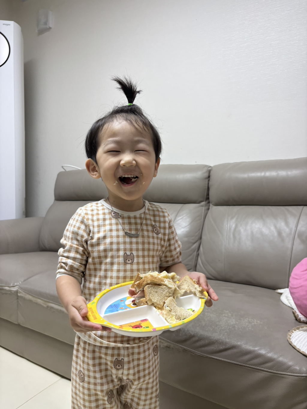 민준그릇 이미지