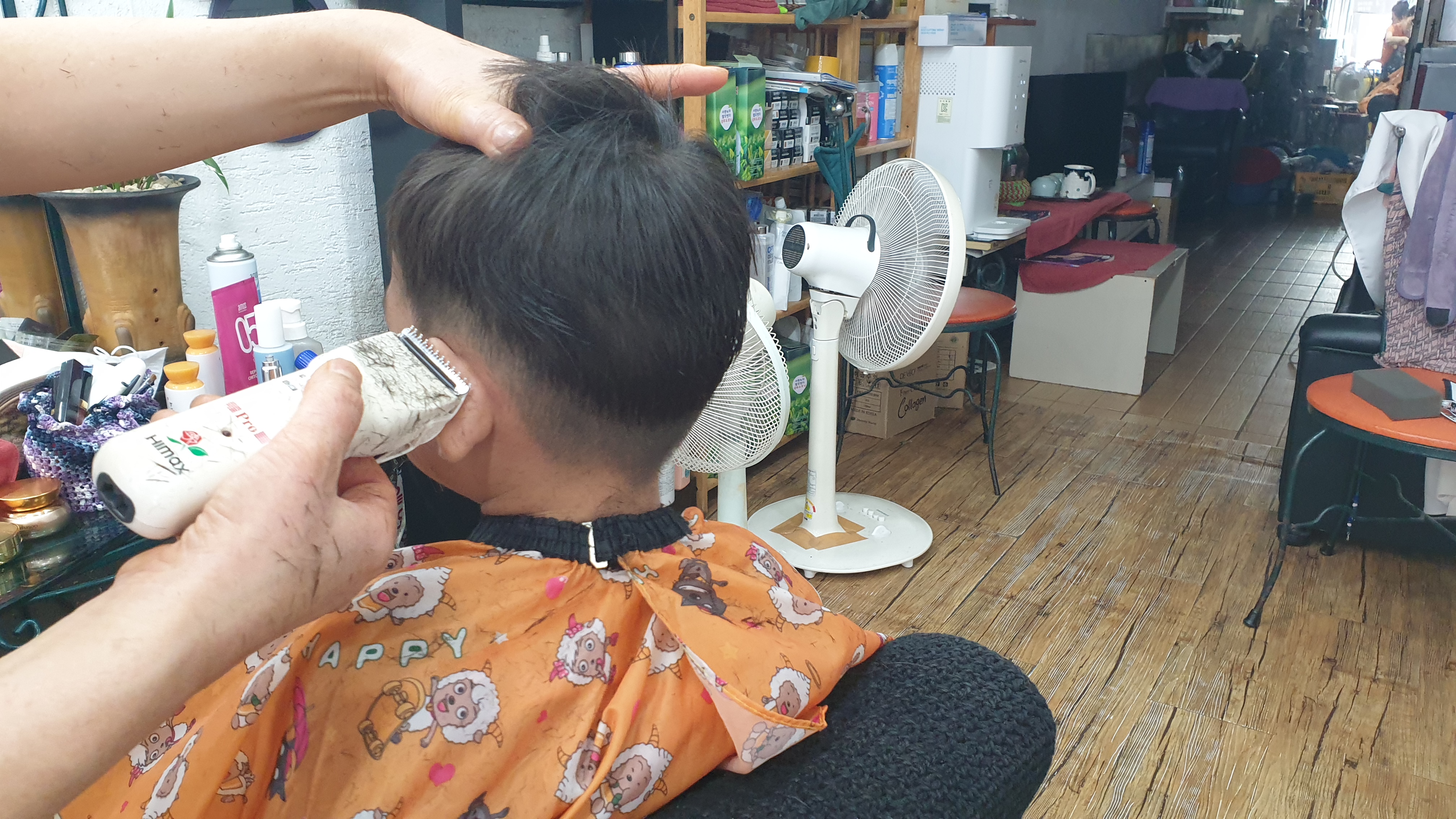 석화미용실 이미지