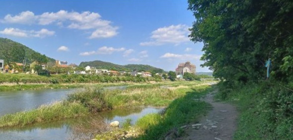 강변 이미지