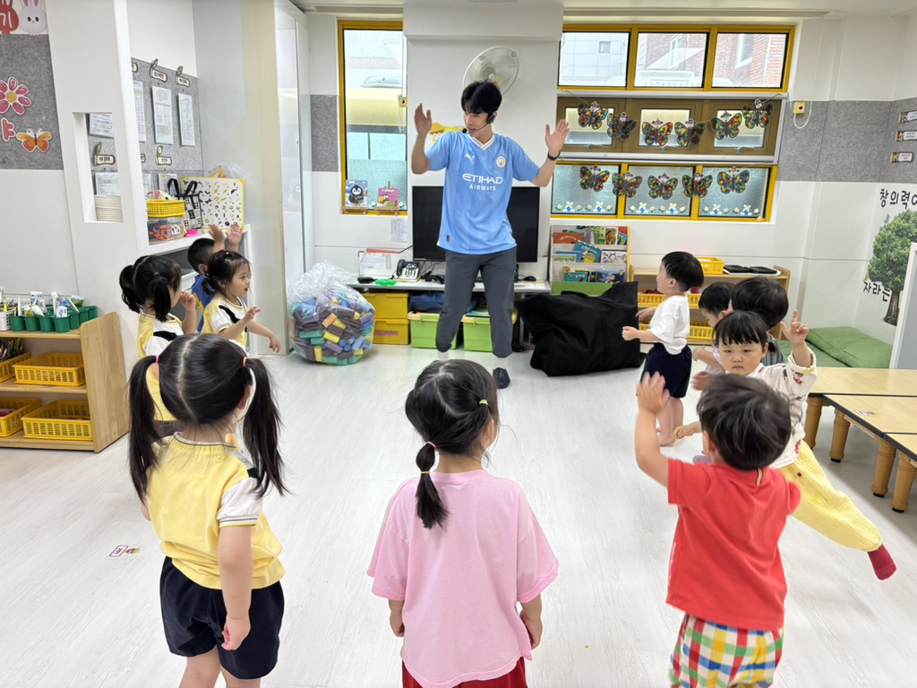 샤르르김밥 이미지