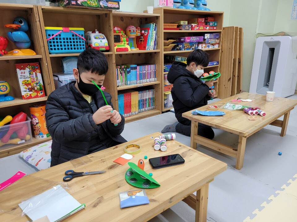 학돌이네 이미지