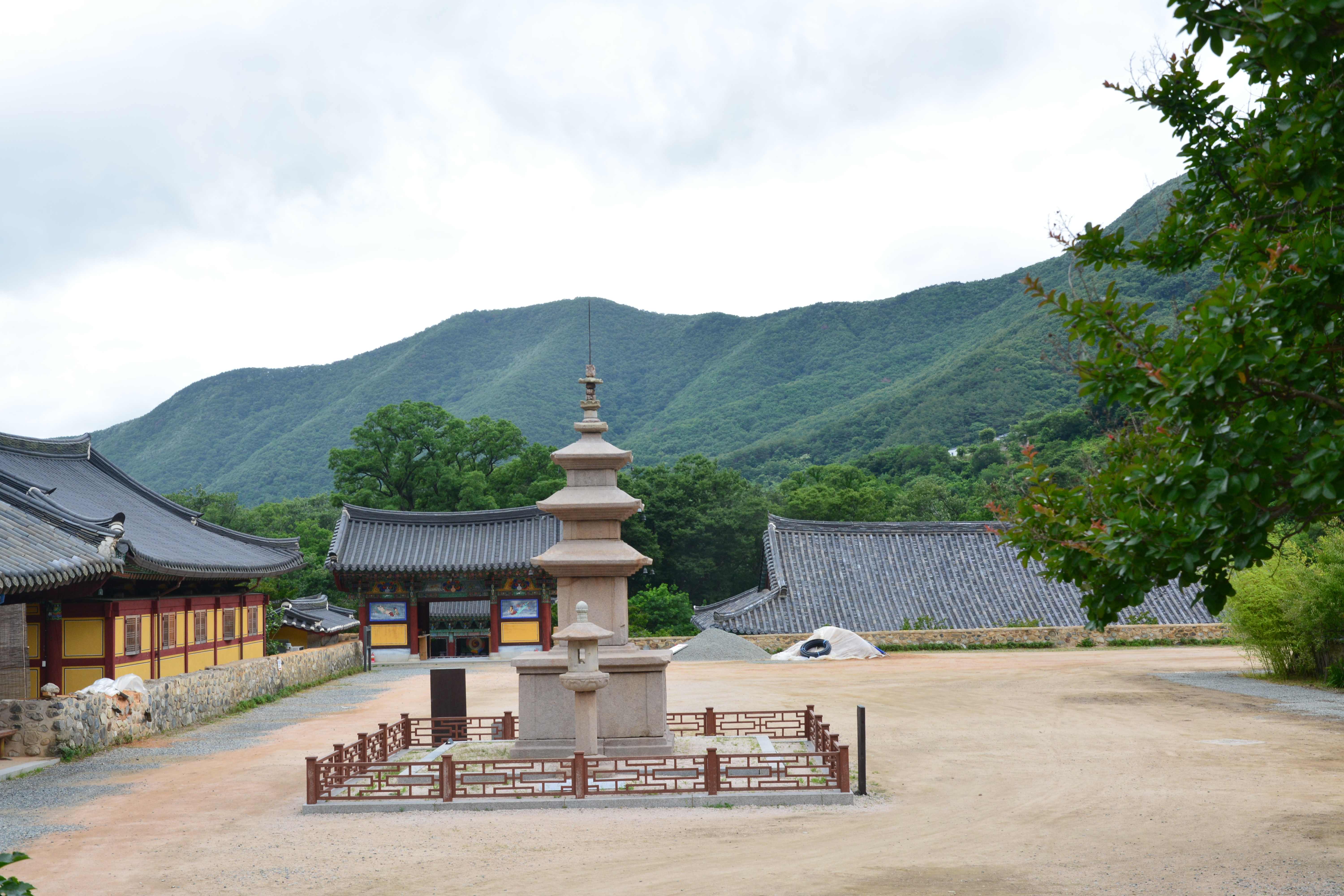 천황산 전경 2