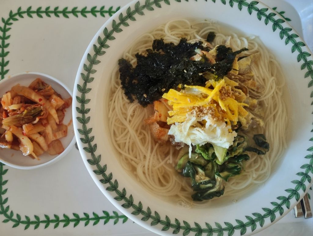 국수한그릇 이미지