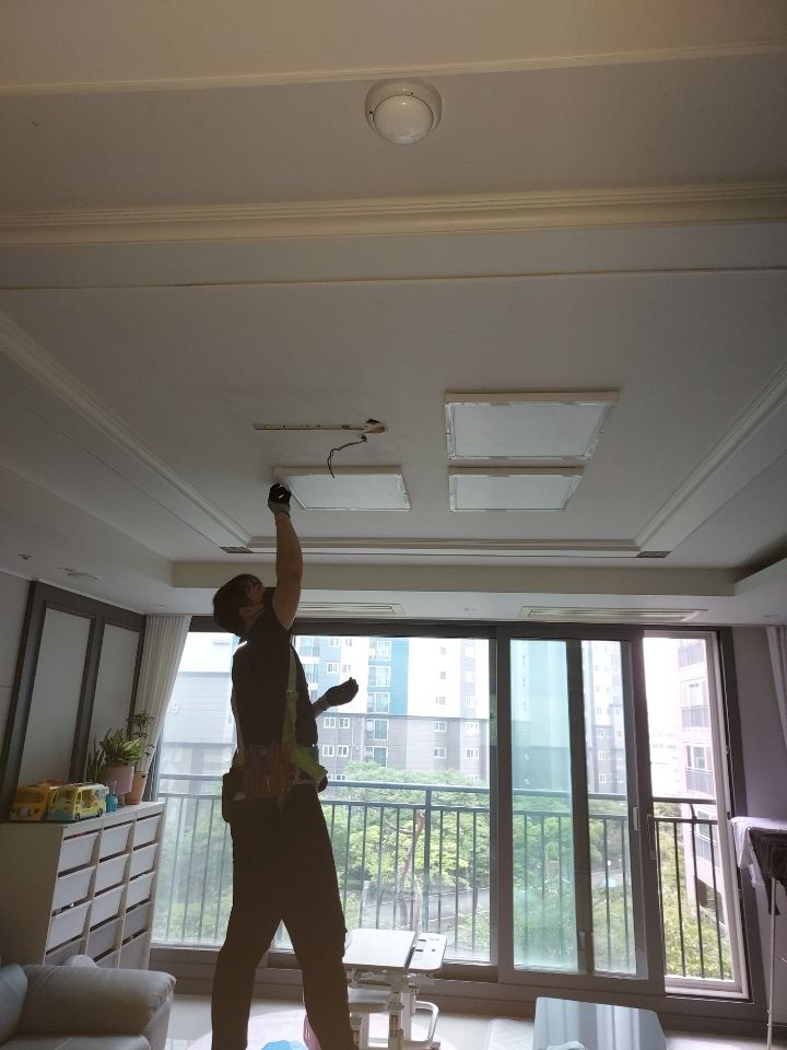 현진전기조명 이미지