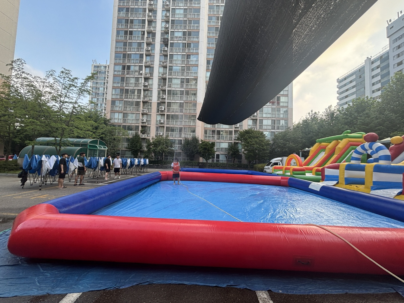 돌고래아파트 이미지