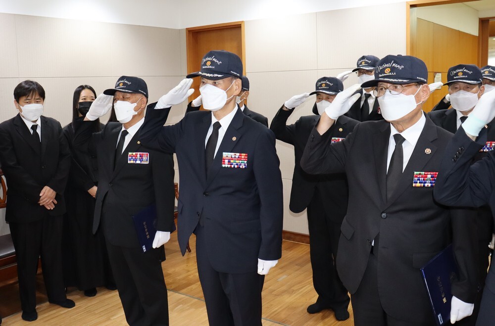 오*식 이미지