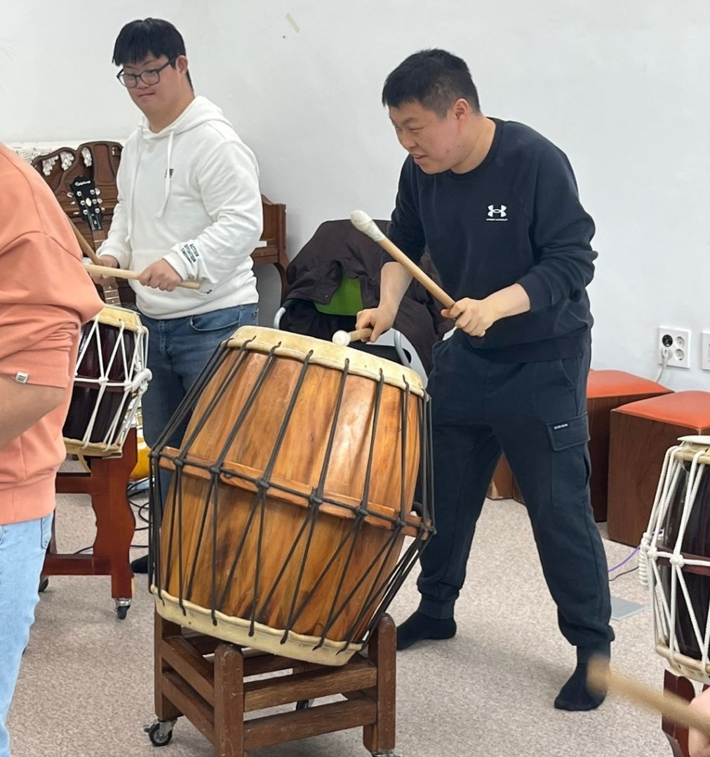 덕천초등학교 이미지