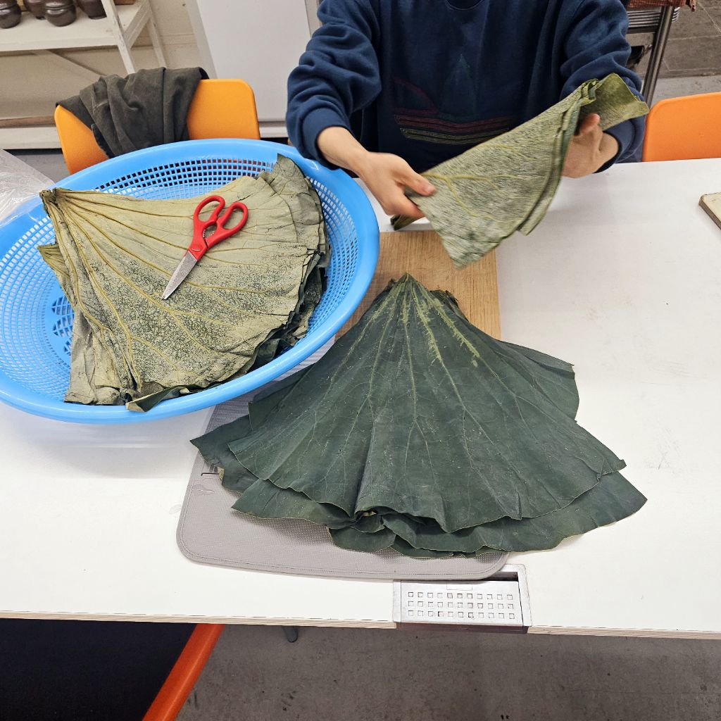 냉이와깻잎 이미지