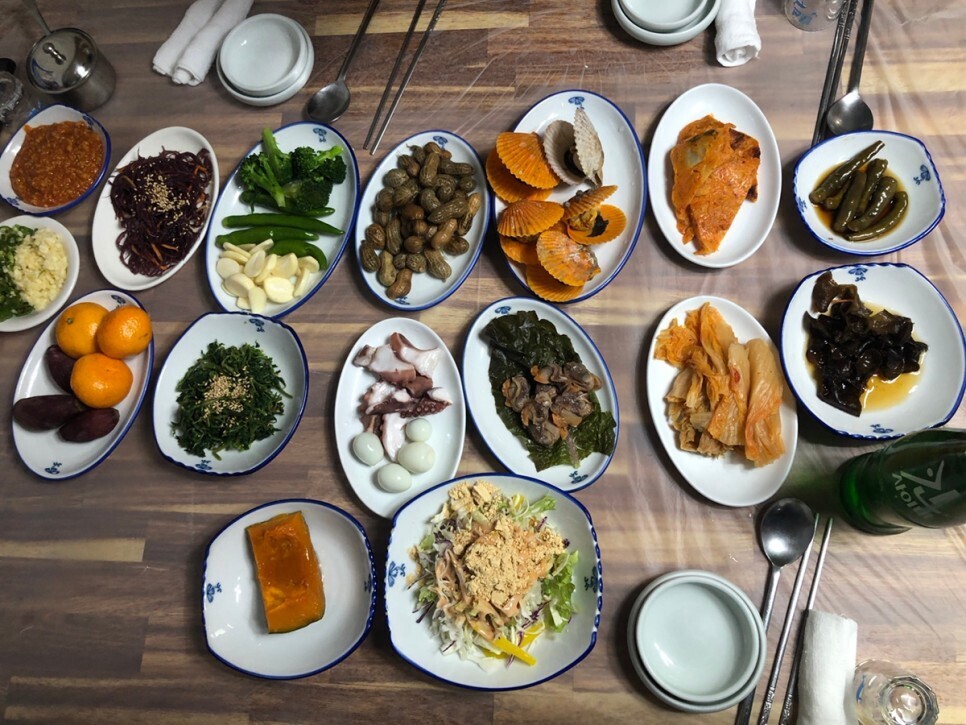 돌고래횟집 이미지