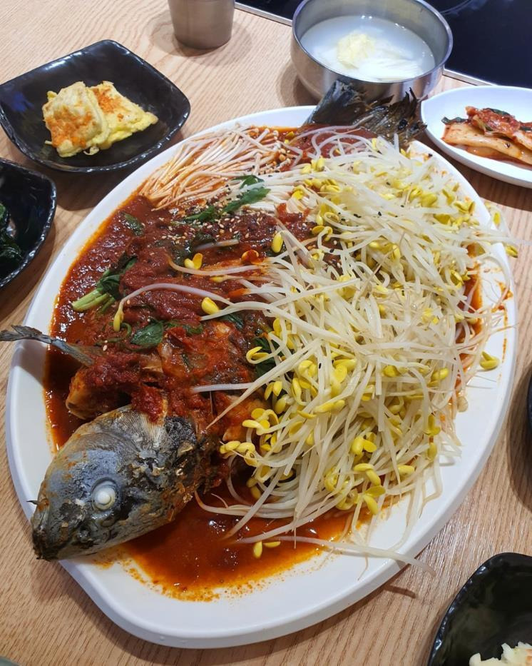 명인제육 이미지