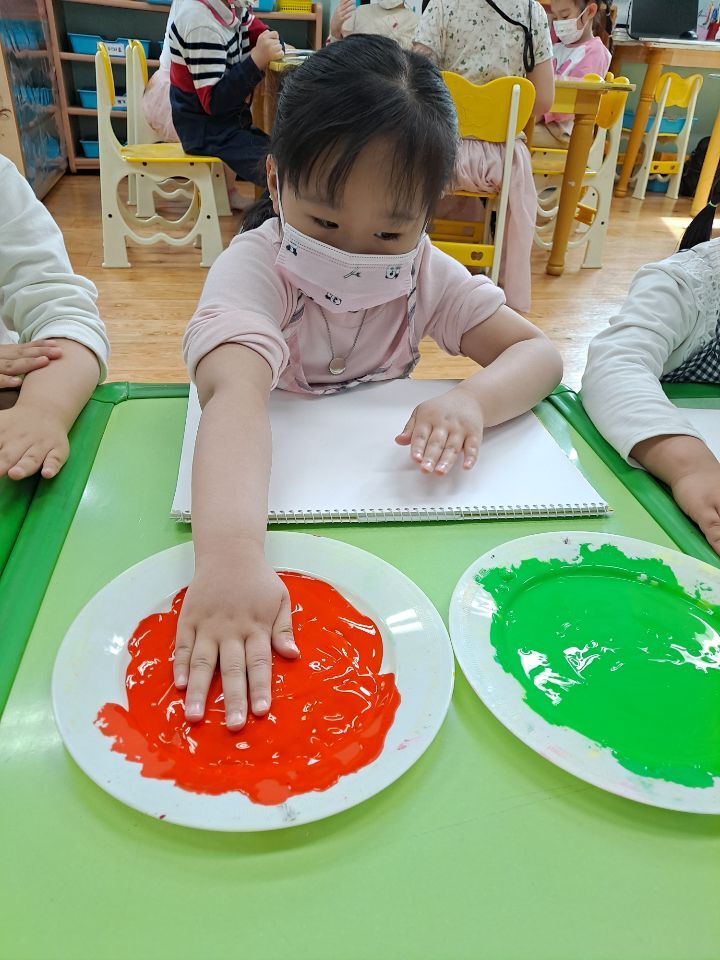 예쁜내손 이미지