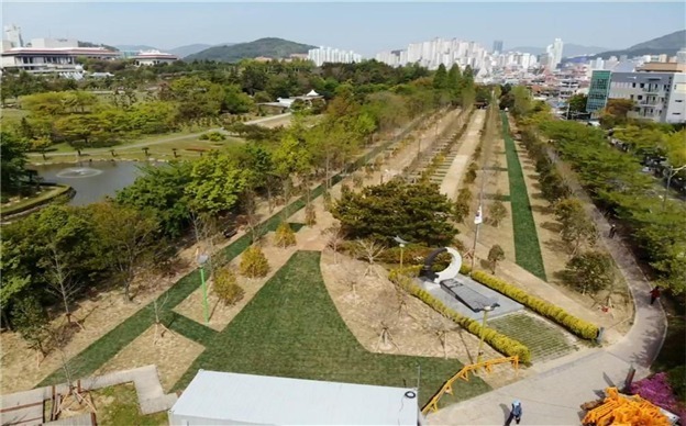 평화숲 이미지