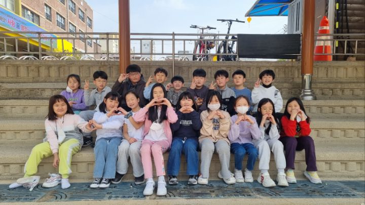 8c1670aa01f0b317eda3b451271ef59e8b2a63e1