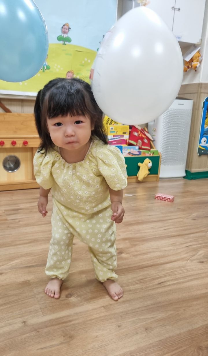 대근육-음식 사진 풍선을 쳐요 - 사랑반 이야기 - 사랑의열매어린이집