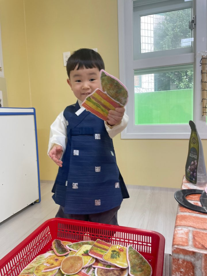 부쳐부쳐 이미지