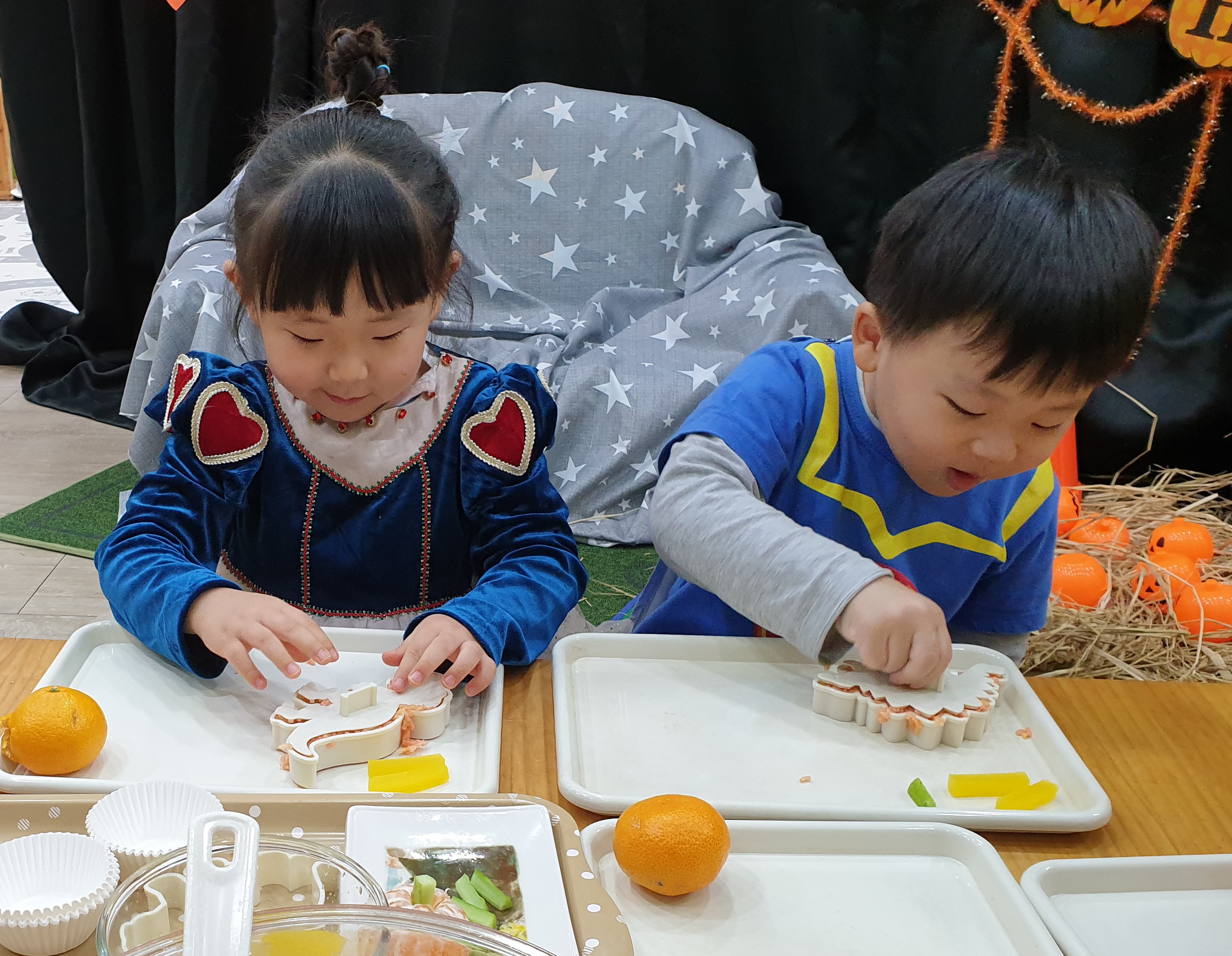 공룡주먹밥 이미지